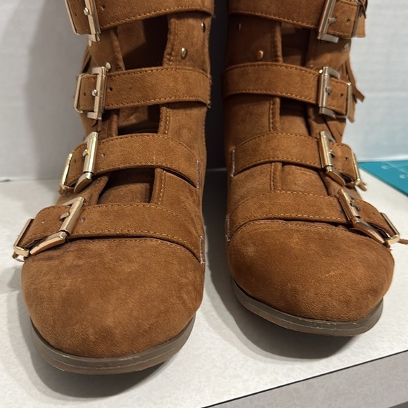 Fringe Buckle Suede Boots - Brown - Picture 7 of 14